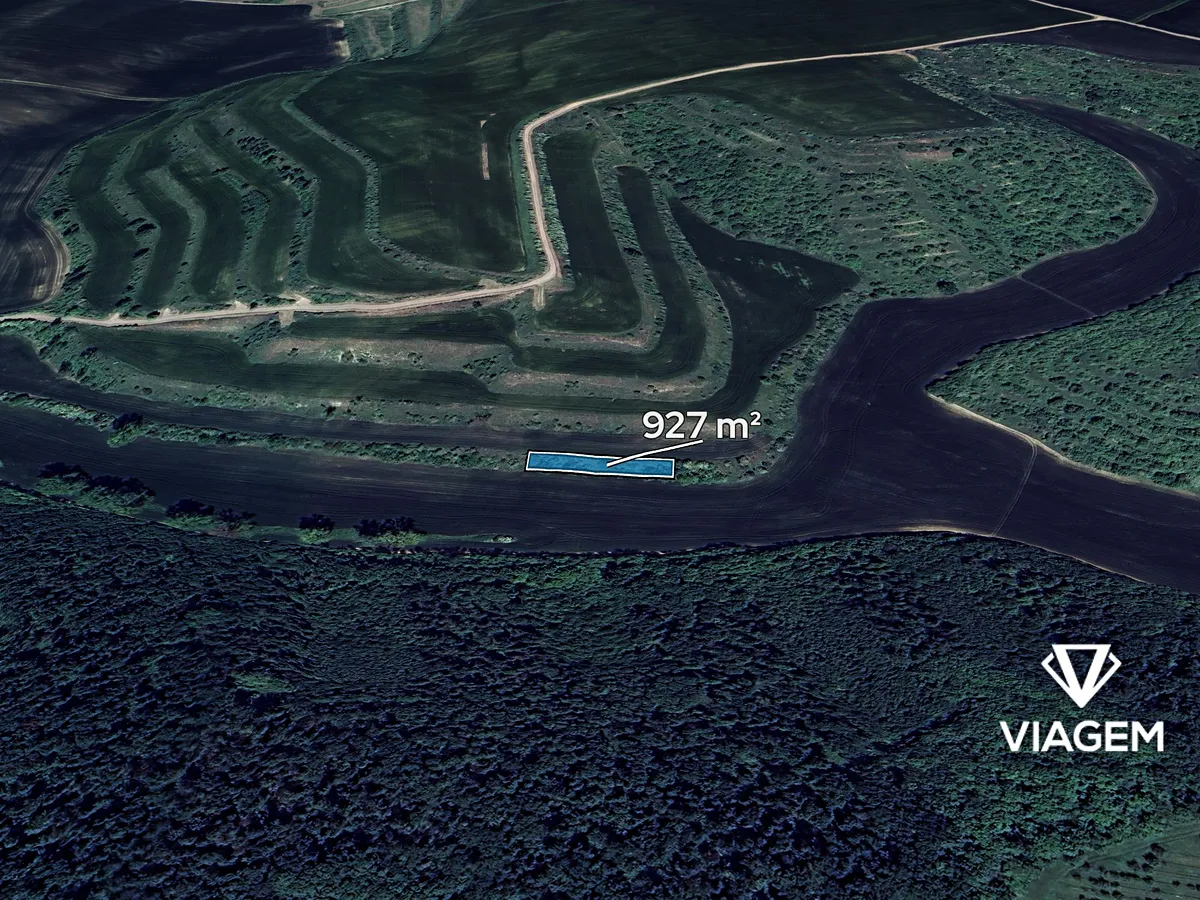 Prodej pole 927 m²